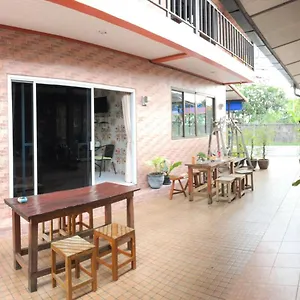 Apartamento Sirikul Mansion
